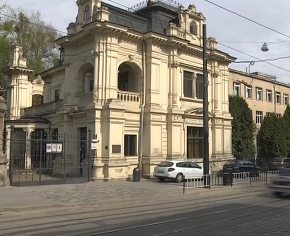 У Львові замінували школу