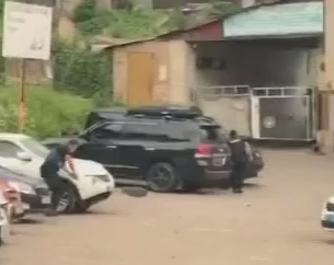 Банду, яку підозрюють у викраденні людини, затримали у столиці