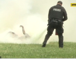 В США мужчина поджег себя на газоне перед Белым домом