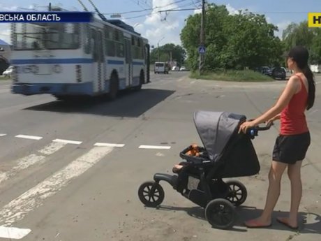 У Полтаві на жвавих перехрестях відімкнули світлофори