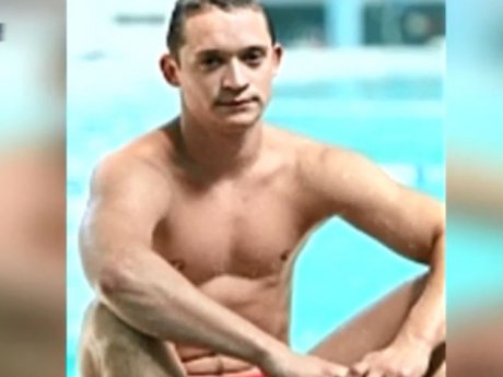 В Днепре похоронили 22-кратного чемпиона по прыжкам в воду Юрия Шляхова