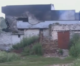 В Пакистане военный самолет упал на жилой дом, погибли 17 человек