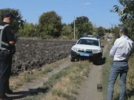 Человеческую голову прямо на обочине дороги нашла женщина в Одесской области
