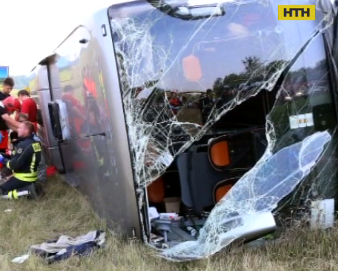 У Польщі в аварію потрапив туристичний автобус