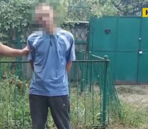 В Одессе пьяный мужчина расстрелял припаркованный автомобиль