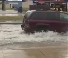 2 человека погибли в Техасе из-за наводнения
