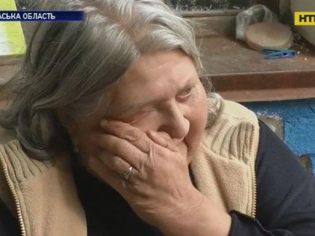В Черкасской области соцработник обманула старушку-подопечную