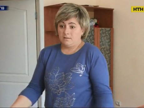 У Чернігові багатодітна мати хоче повернути власних 5 дітей