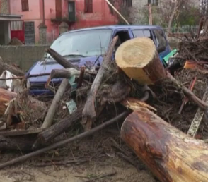 На севере Италии преодолевают последствия масштабного наводнения