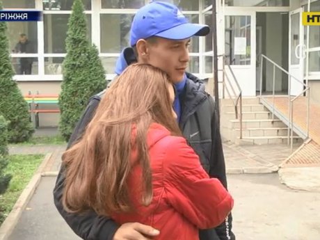 15-летняя девушка родила двойню в Запорожье