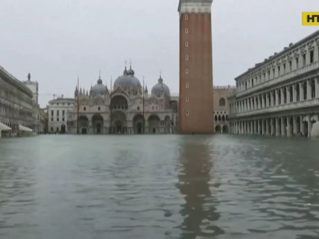 Головне місце паломництва туристів у Венеції зачинили