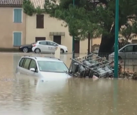 4 человека погибли из-за сильного наводнения во Франции