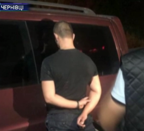 В Черновцах полицейский под "кайфом" преследовал нарушителя и попал в ДТП