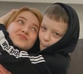 У Росії 13-річна дівчинка завагітніла від свого 10-річного кавалера