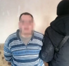 В Киеве задержали грабителя, который травил своих жертв