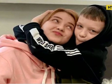 В России 13-летняя девушка забеременела после того, как ее изнасиловал старший на 2 года школьник