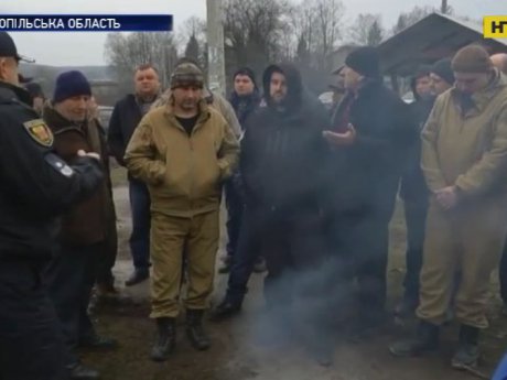 У Тернопільській області протестують проти розміщення евакуйованих людей з Уханя