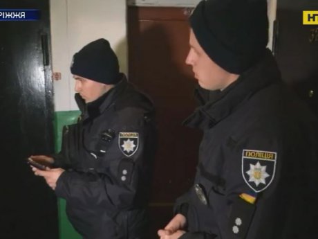 У Запоріжжі мешканці п'ятиповерхівки страждають від навали тарганів