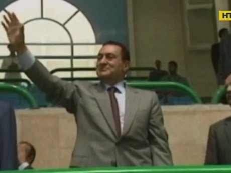 На 92 році життя помер колишній президент Єгипту Хосні Мубарак
