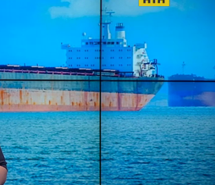 Біля берегів США скупчилися десятки нафтових танкерів