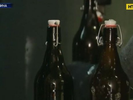Немецкая пивоварня бесплатно раздает пиво своим клиентам