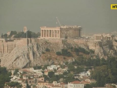 Греция открыла Акрополь и еще 200 археологических памятников