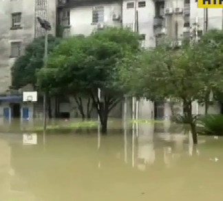 Мощный ливень меньше чем за час затопил юг французского острова Корсика