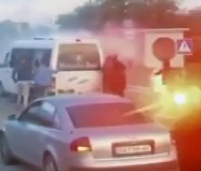 На Харьковщине расстреляли автобус с людьми