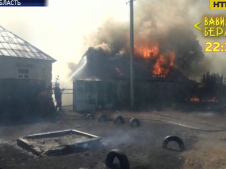 На Харківщині на 400 гектарах вирує масштабна пожежа