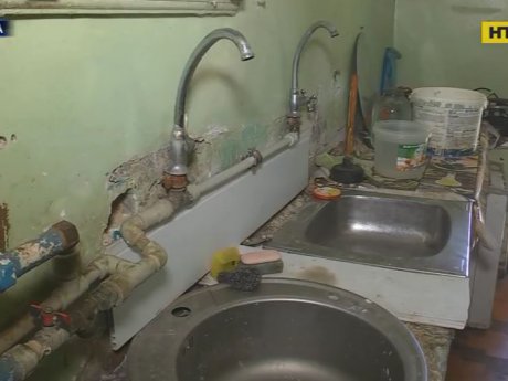Полсотни одесских семей 2 недели живут без света и воды