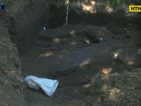 У Вінниці науковці віднайшли найбільше у світі кладовище україських вояків
