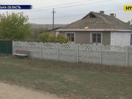 Невідомі зґвалтували 73-річну пенсіонерку на Одещині