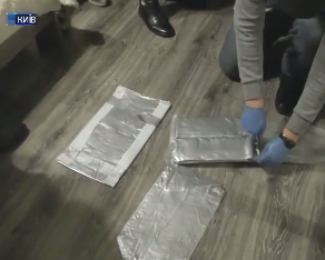 5 килограммов кокаина изъяли у наркодельца в Киеве