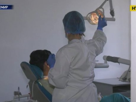 Власницю стоматології в Житомирі намагалися вбити через гроші