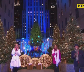 Рождественскую елку торжественно зажгли в Нью-Йорке