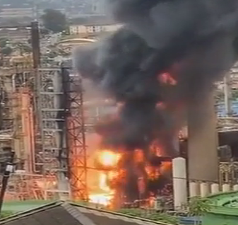Взрыв на нефтеперерабатывающем заводе в ЮАР: 7 человек получили сильные ожоги