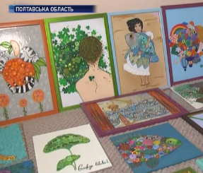 У Полтаві живе майстриня, яка створює неймовірні мозаїки з біжутерії