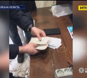 В Днепропетровской области задержали женщину, которая продавала  фальшивые справки о том, что нет коронавируса