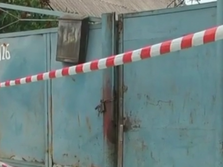 У Мелітополі власник дому зарізав злодюжку, який заліз на його подвір'я