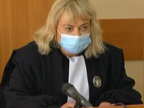 Скандально відома директор Соснівськоі школи #14, яка принижувала учнів через їхній одяг винна у булінгу