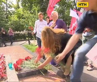 В Киеве почтили память погибших в Великой Отечественной войне