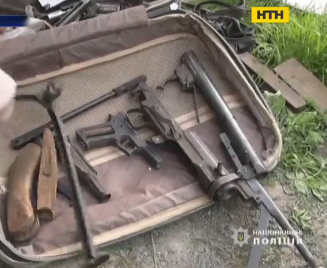 Арсенал оружия изъяли правоохранители у жителей Винницкой области