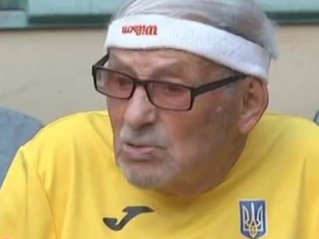 Украинский пенсионер стал самым старым теннисистом, который участвует в соревнованиях