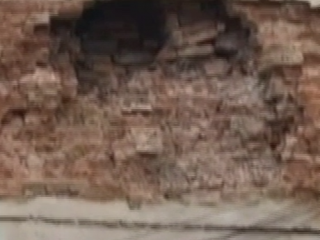 У Чернівцях обвалилася стіна старовинного житлового будинку