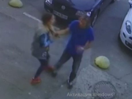 В Одессе мужчина, который накинул кнута на шею девушке, не будет отвечать перед законом