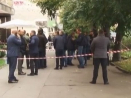 В Черкассах продолжается розыск убийц, которые утром расстреляли мужчину возле кафе