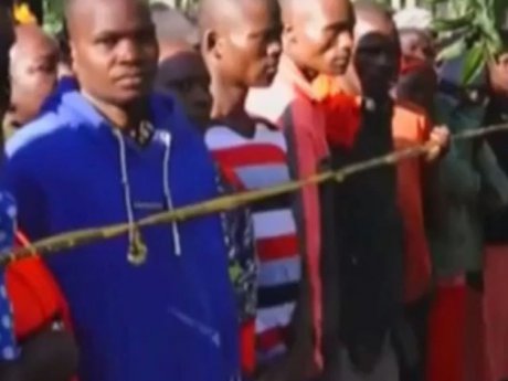 В Кении линчевали преступника, который убил десятерых детей и пил их кровь