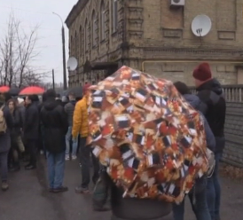 В Черкассах горожане вышли на протест против застройки замкового спуска