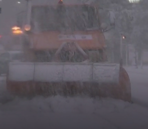 Обильные снегопады повлекли за собой транспортный коллапс в Турции и Греции